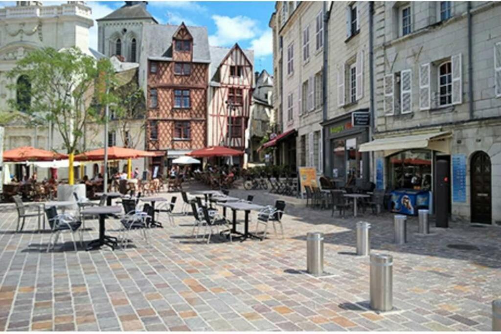 Appart Centre Ville Bords De Loire Saumur Zewnętrze zdjęcie
